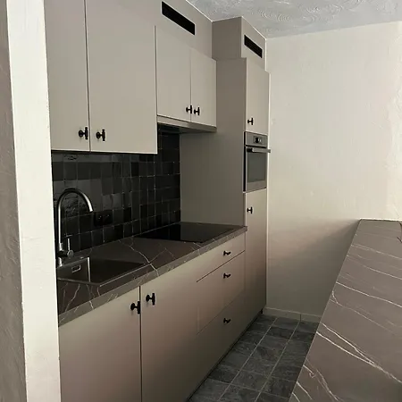 Cacele - La Croisette 5 Appartementen En 6 Tweepersoonskamers Vresse-sur-Semois Exterior photo